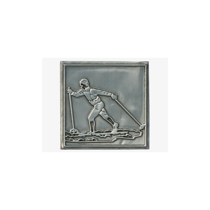 Švino etiketė „Slidininkas“, kvadratinė, metalinė, sidabrinė