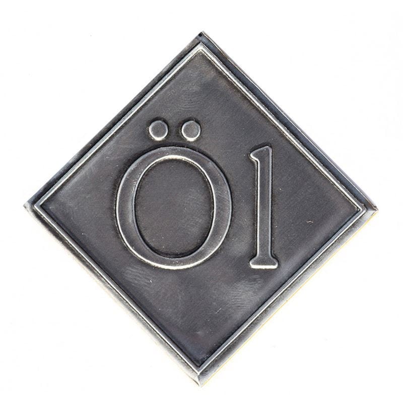 Alavo etiketė „Aliejus“, kvadratinė, metalinė, sidabrinė